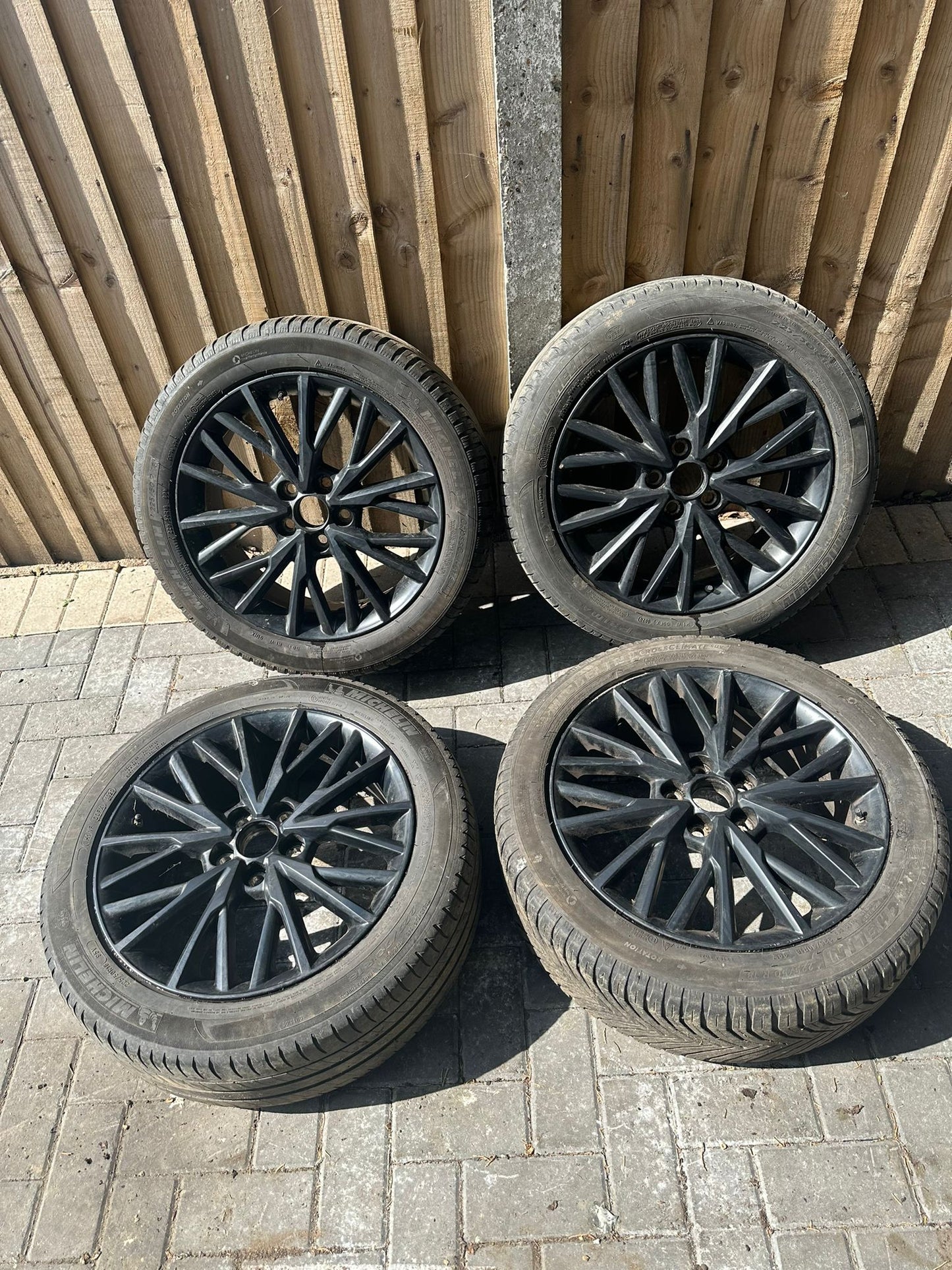 TOYOTA CHR GR SPORT COMPLETE ALLOY WHEEL SET WITH TYRES | TYRE SIZE 225/50/18